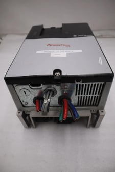 25 HP Allen-Bradley 20AE027A0AYNNNC0 Series A Drive 25HP 3Ph 0-600V STOCK 1803B