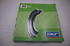 NEW IN BOX CR (SKF) Radial Shaft Seal 60026 STOCK 5670A