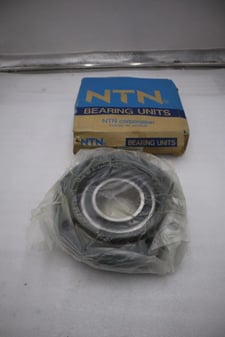 NEW IN BOX UKFC213D1 NTN Ball Bearing Flange Unit STOCK 817D