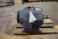 NEW Falk Ultramite 09UCBN3A180.A1B Gear Drive 3.40 HP 1750 RPM 143 Frame #S674