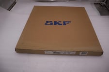 CR Seals (SKF) 1375380 Nitrile Oil Seal NEW IN BOX (FOUR AVAILABLE) STOCK 2242B