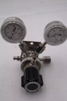 Millipore 01-0152-h 200 psi bar pressure gauge stock #k-1542a