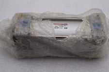 SMC / LORENZ NCDA1B325-0500-97111CDN 250psi Tie Rod Cylinder #S-349