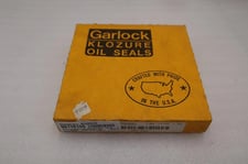 NEW Garlock 21086-3065 Model 53x3065 Klozure Oil Seal STOCK 5640-A