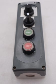Reliance electric start push button stock #4097