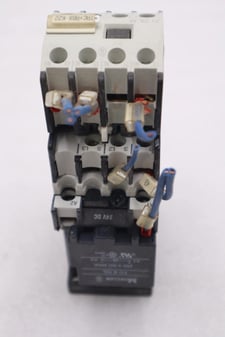 Moeller DIL00M-G CONTACTOR 20 AMP 3 POLE STOCK L-460C