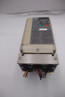 YASKAWA ELECTRIC CIMR-AU4A0004FAA / CIMRAU4A0004FAA REV E VFD DRIVE STOCK 2275-A