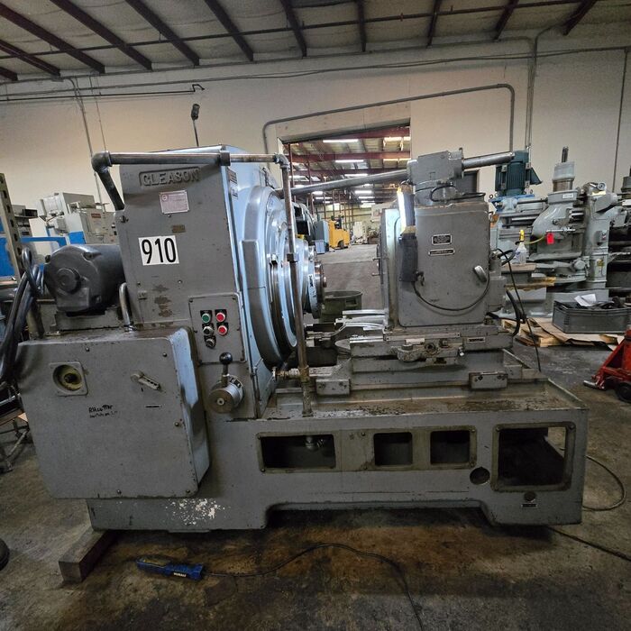 Gleason #106, Hypoid gear generator with helical motion, very good mechanical condition