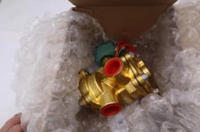 NEW IN BOX ASCO 8316G034 RedHat II Solenoid Valve 1" 3-Way 120/60 VAC STOCK G511