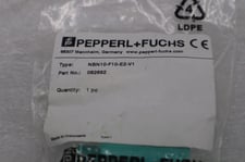 PEPPERL & amp; FUCHS NBN10-F10-E2-V1 / NBN10F10E2V1 NEW 028692 (7 AVAILABLE) #G792A