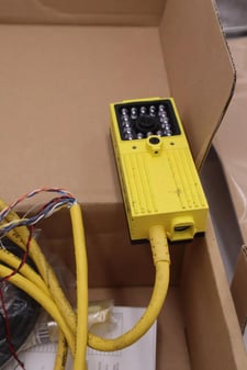 USED COGNEX CKR-101-00 VISION SENSOR CHECKER 805-0060-2 C STOCK 2429