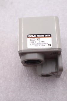 SMC IS3000-N02 Pressure Switch #L-381-A