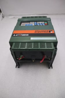 Reliance electric gp-2000 2gu21002 ac drive 2hp stock 4215