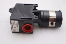 Ashcroft D424V XFS Pressure Switch 2000 PSI STOCK L-794