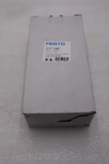 NEW OPEN BOX FESTO LR-1/4-D-7-O-I-MINI AIR PRESSURE REGULATOR STOCK K-607-A