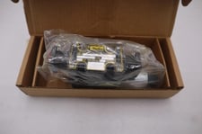 Parker D1VW020HVDC Parker DIR CNTRL SO NEW WITH BOX STOCK G347A
