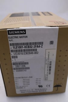 New in box siemens 1le1001-0cb32-2fa4-z electric motor 460/480v 60hz stock 5590