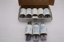 NEW OPEN BOX Littelfuse L50S300 L50S-300 300A 500V Fuse LOT OF 8 STOCK 5841