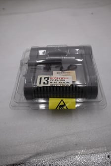Honeywell CC-PAOH01 51405039-175 HEART ANALOG INPUT MODULE NEW UNIT STOCK G200A