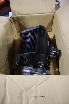 NEW IN BOX Yaskawa SGMGH-44ACA6E Motors-AC Servo STOCK 3479A
