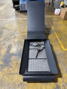 29.5" Daewoo Doosan Puma #V8300, CNC vertical turret lathe, 36.2"sw, 24" 3-jaw chuck, 60 HP, 2000 RPM, A2-11