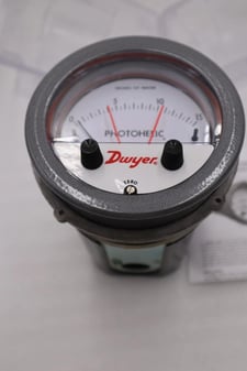 Dwyer a3015-lt / a3015lt (new in box) stock h1223