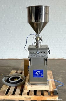 Yangzhou Yuxiang #GZJ, Vertical Volumetric Filler, 20-40 BPM, 100-1000ml, Stainless Steel, hopper, pedal