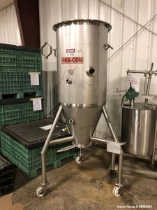 Nu-Con #NCVR-18-8-3T, 304 Stainless Steel Tank, on casters, no cover