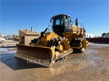 Caterpillar 825K, Compactor, 835 hours, S/N: 2T900135, 2023