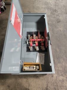 800 Amp. Square D, H327NR, Fusible Safety Disconnect Switch, 240 VAC, 3P, 3R