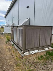 72 Ton, York #YCUL0072EE, Rooftop Hvac Unit, Dual-circuit Air-cooled Chiller, 460 V., R-410a, 2019