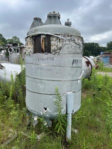 260 gallon Polypropylene Tank, 40" diameter x 48" straight side, Dish Top & Bottom, On Legs