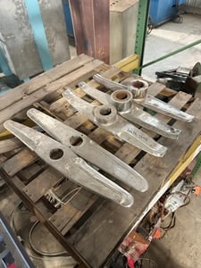 assortment of spare henschel 500 liter mixer blade, (2) Middle Fluidizing Rod Blades, (3) Bottom Scraper