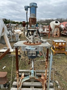 1 gallon Chemineer #MDLJ-600-DFTN, High Pressure Stainless Steel Reactor, 12" diameter x 10" Straight Side