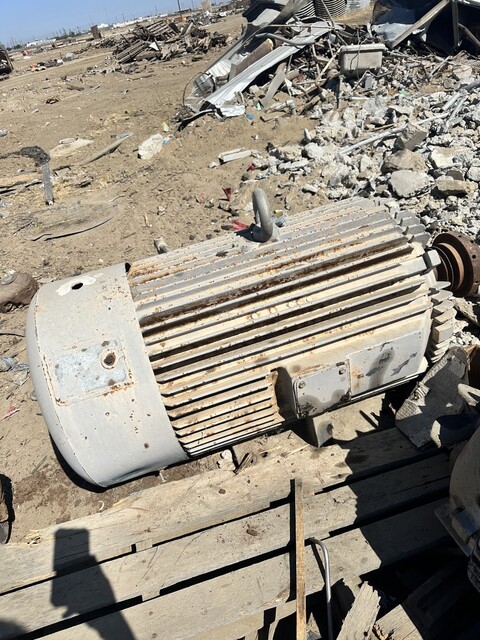 150 HP 900 RPM Toshiba, Frame 505UZ, TEFC, Roller, 1.15 service factor, 460 Volts, running take out