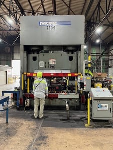 750 Ton, Pacific #750-OBL-8/48, hydraulic press brake, 16.3" stroke, 48" x 102" bed