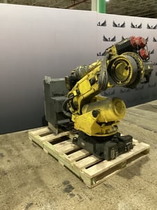 Fanuc, R-2000iB/210F, robot with R30iB controls
