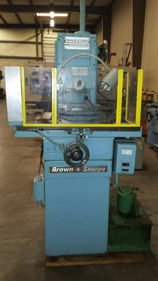 Brown & Sharpe #612, Surface Grinder w/chuck, 480 V, S/N 523-612-152