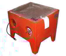 18" x 14" x 10" Central Pneumatic #01672, Bead Blast Cabinet, Poly Vinyl Cabinet, 3/8" Hose, 1/4" NPT Air