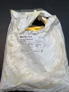 Pepperl+fuchs 912580 female cordset 7/8in 3-pin stoow used