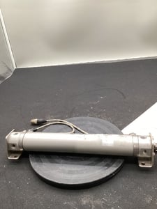 Smc cdg1ln32-200-k59w-11 Smc cylinder 32mm 200mm used