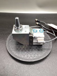 Parker wdhc-h-sd50-248-yf2p-03yb165 pneumatic cylinder used