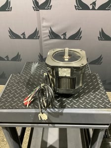 1.3 KW Yaskawa #USADED13YRW11, AC Servo Motor, 2000RPM