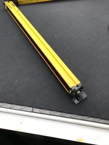 BANNER SLSCE30-600Q8 SLSCR30-600Q8 Light Curtain Set USED