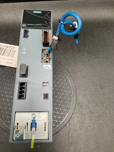 Siemens #6sl3210-5he11-5uf0 s210 servo drive 1.5kw 3ph 480v used