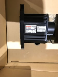 Nachi mfm35q3v ac servo motor new in box