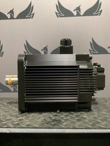 Yaskawa sgmrs-44a2a-yr23 ac servo motor 4.4 kw used