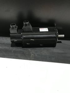 Nachi servo motor msma252s2d used