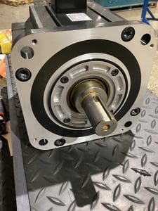 Yaskawa sgmrs-30a2a-yr13 ac servo motor 2.9 kw 1500rpm used