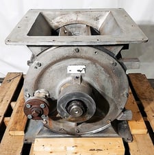 18" x 18" Mac #400E5052-2 Colt-On Stainless rotary airlock, adjustable tip rotor, no drive